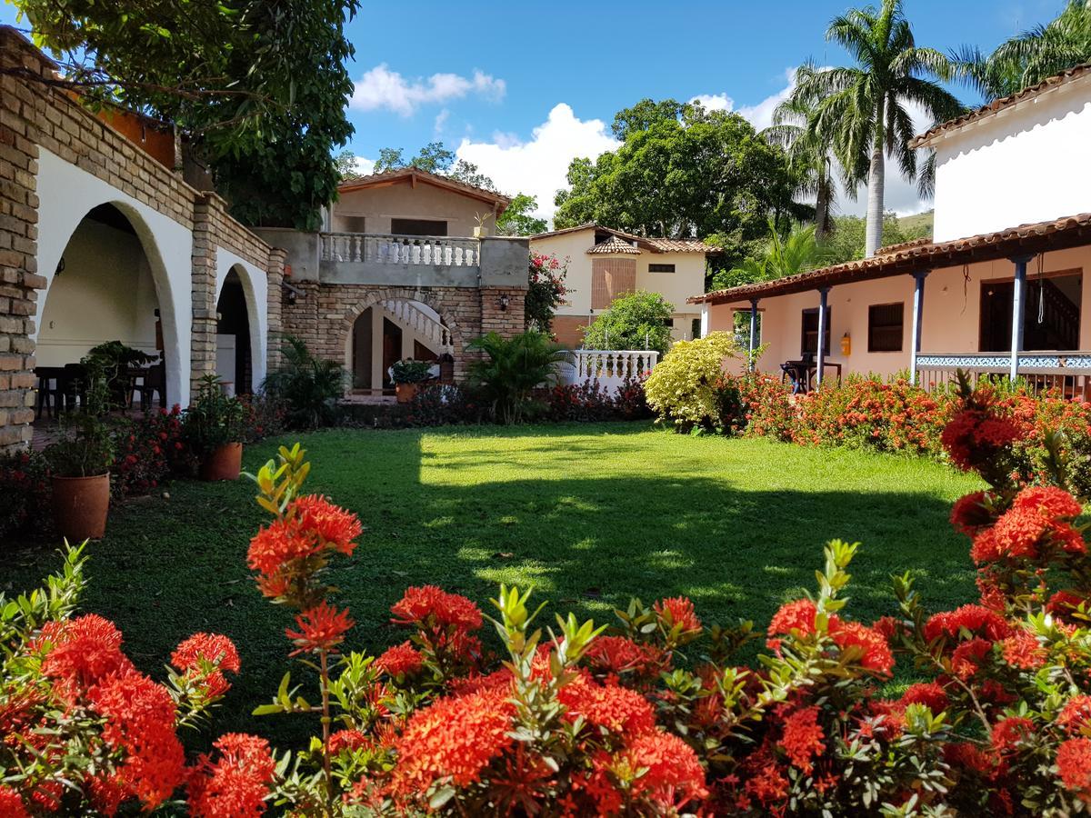 Hotel Y Restaurante Bienmesabe Santa Fe de Antioquia Kültér fotó