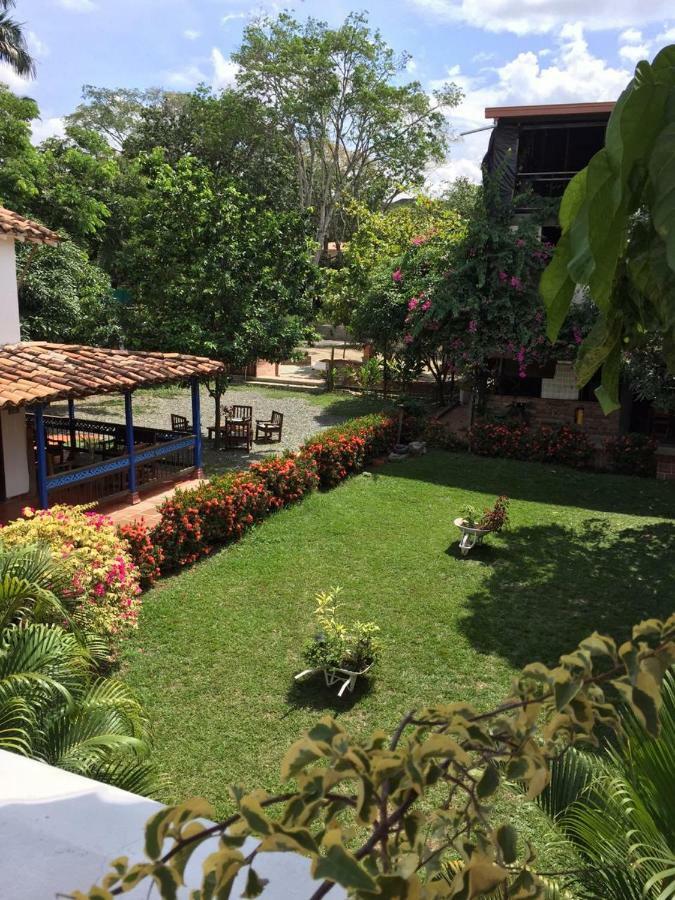Hotel Y Restaurante Bienmesabe Santa Fe de Antioquia Kültér fotó